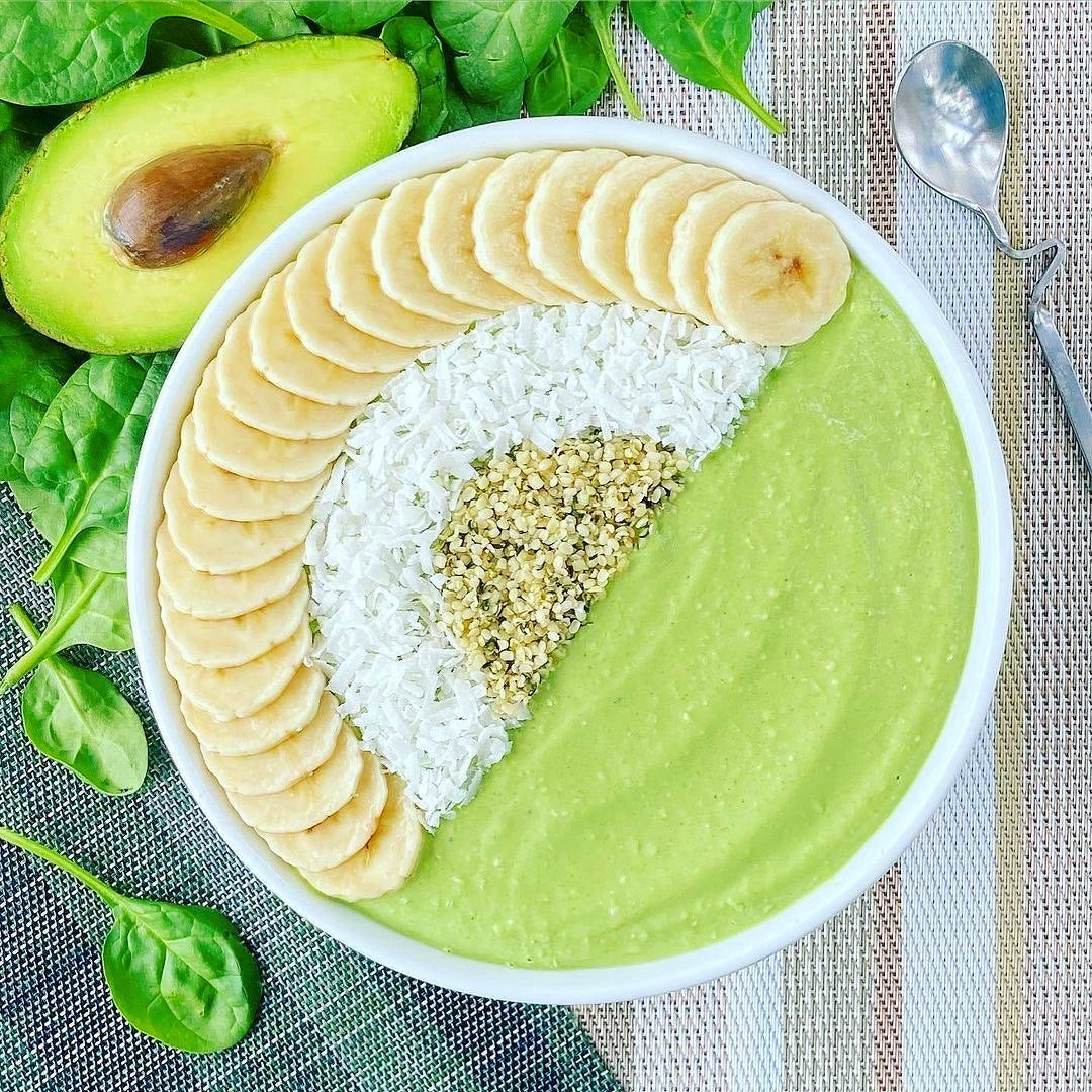 Beauty & Greens Breakfast Bowl with Flaxseed