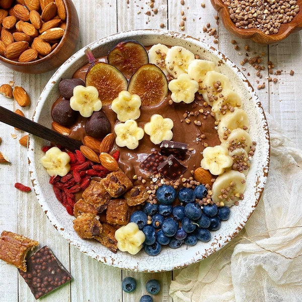 Double Chocolate Coffee Fig Smoothie with Goji Berries and Cacao Powde – BareOrganics.com