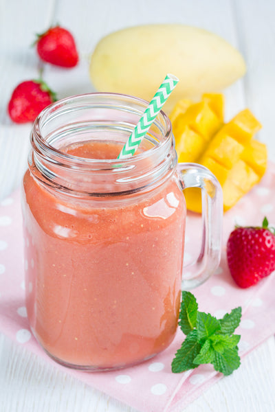 Buzzing Bee Pollen Smoothie &ndash; BareOrganics.com