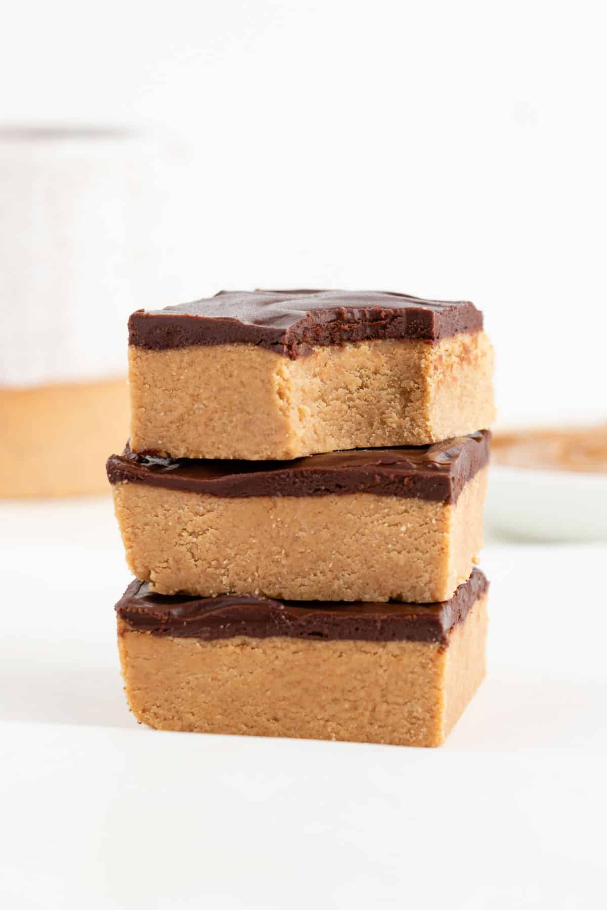 No-Bake Chocolate Peanut Butter Bars with Cacao Powder