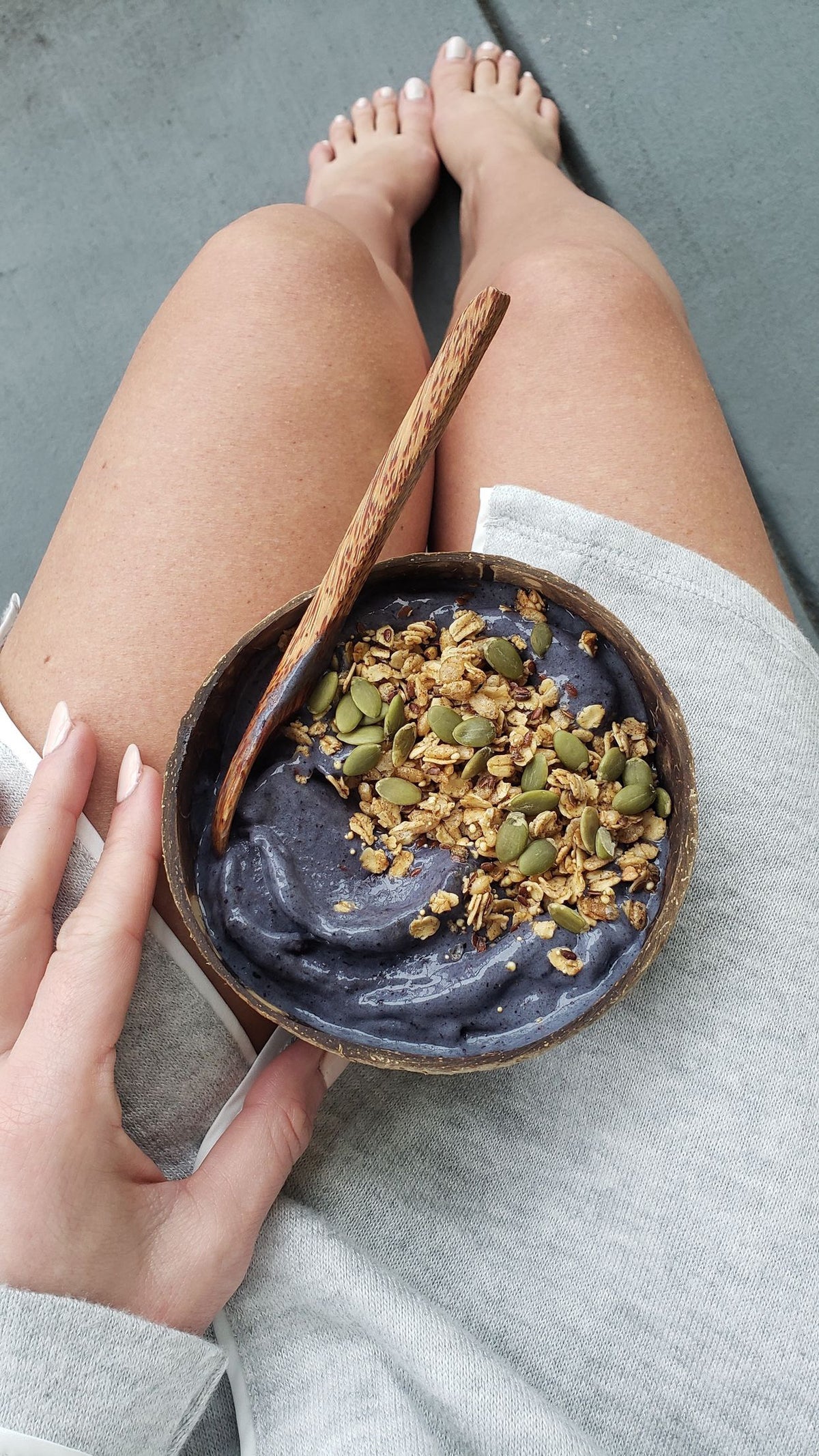Nutrient-Dense Smoothie Bowl with Marine Greens (Spirulina, Chlorella, Kelp) and Mushroom Immune Blend