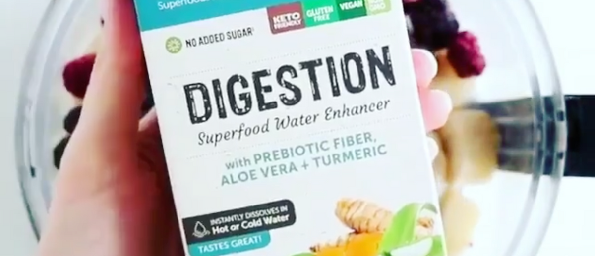 Berry Banana Digestion Smoothie with Turmeric and Aloe Vera