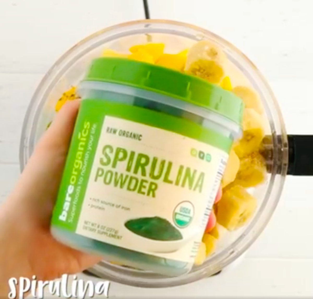 Green Superfood Smoothie with Spirulina & Wheatgrass powder