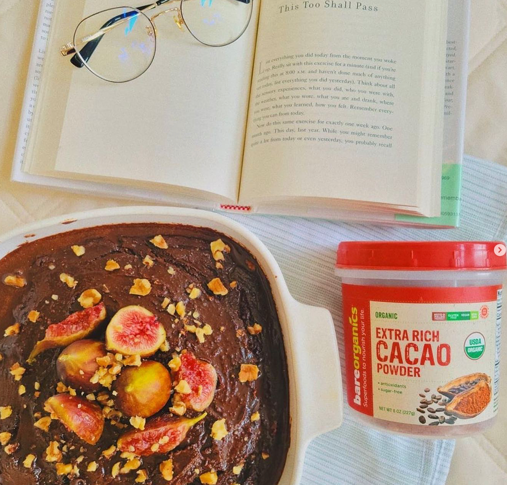 Chocolate and Fig Cake with Cacao
