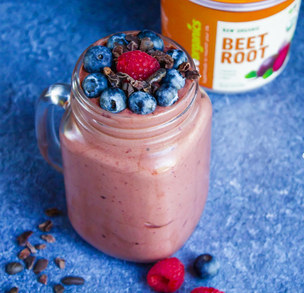Berry Cacao Mango Beet Smoothie