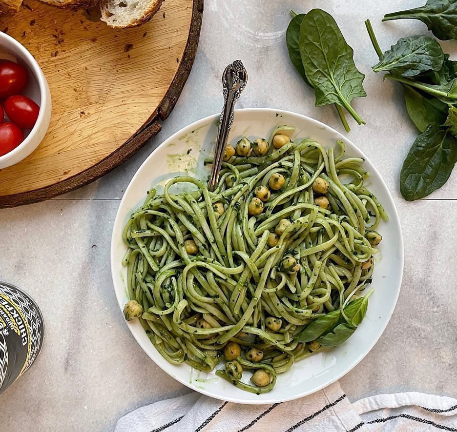 Chickpea & Spinach Spirulina Pesto