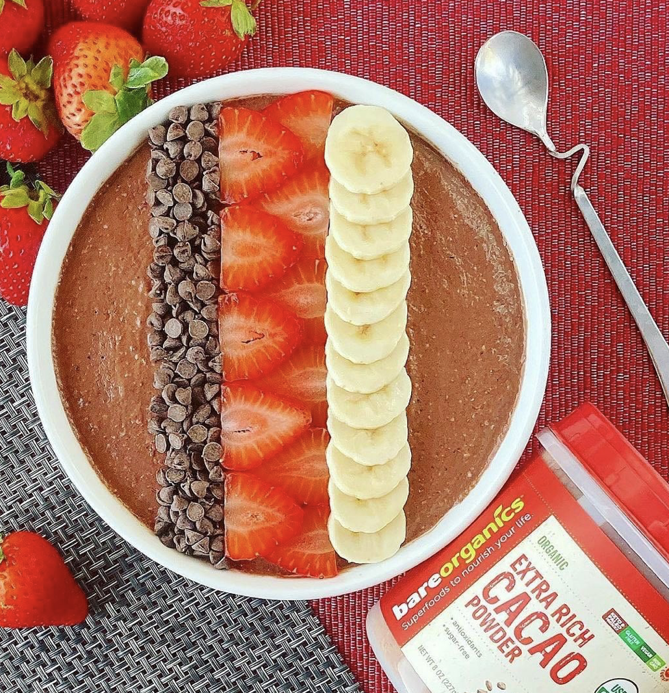 Creamy Cacao Banana Breakfast Bowl
