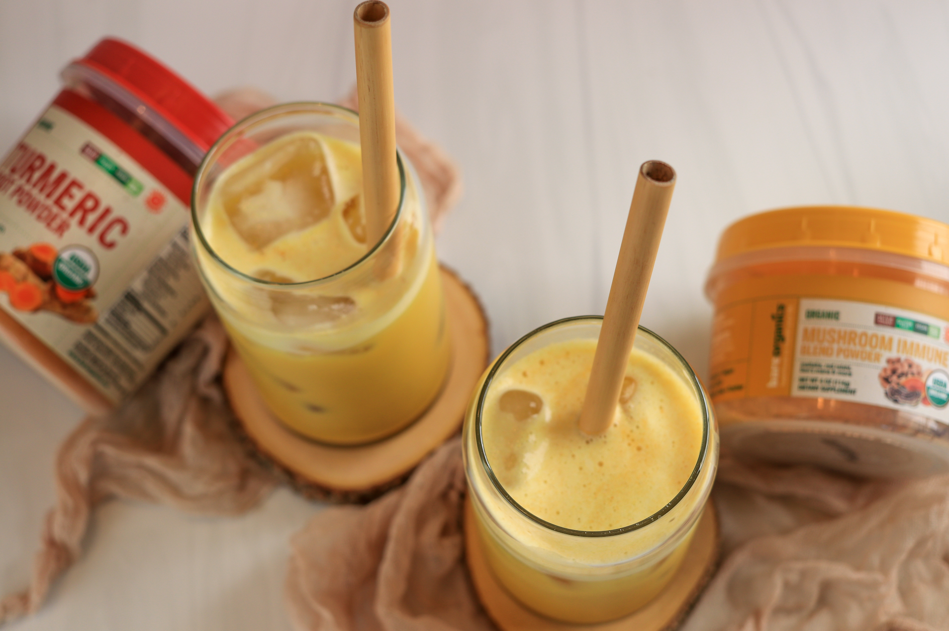 Golden milk with Turmeric Powder and Mushroom Blend Powder
